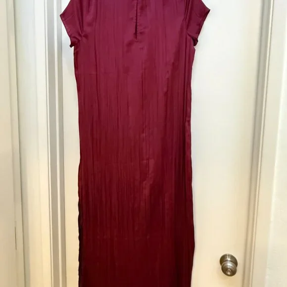 NWT Madewell Short-Sleeve Slip Midi Dress in Burgundy Plissé Size M - Picture 5 of 7